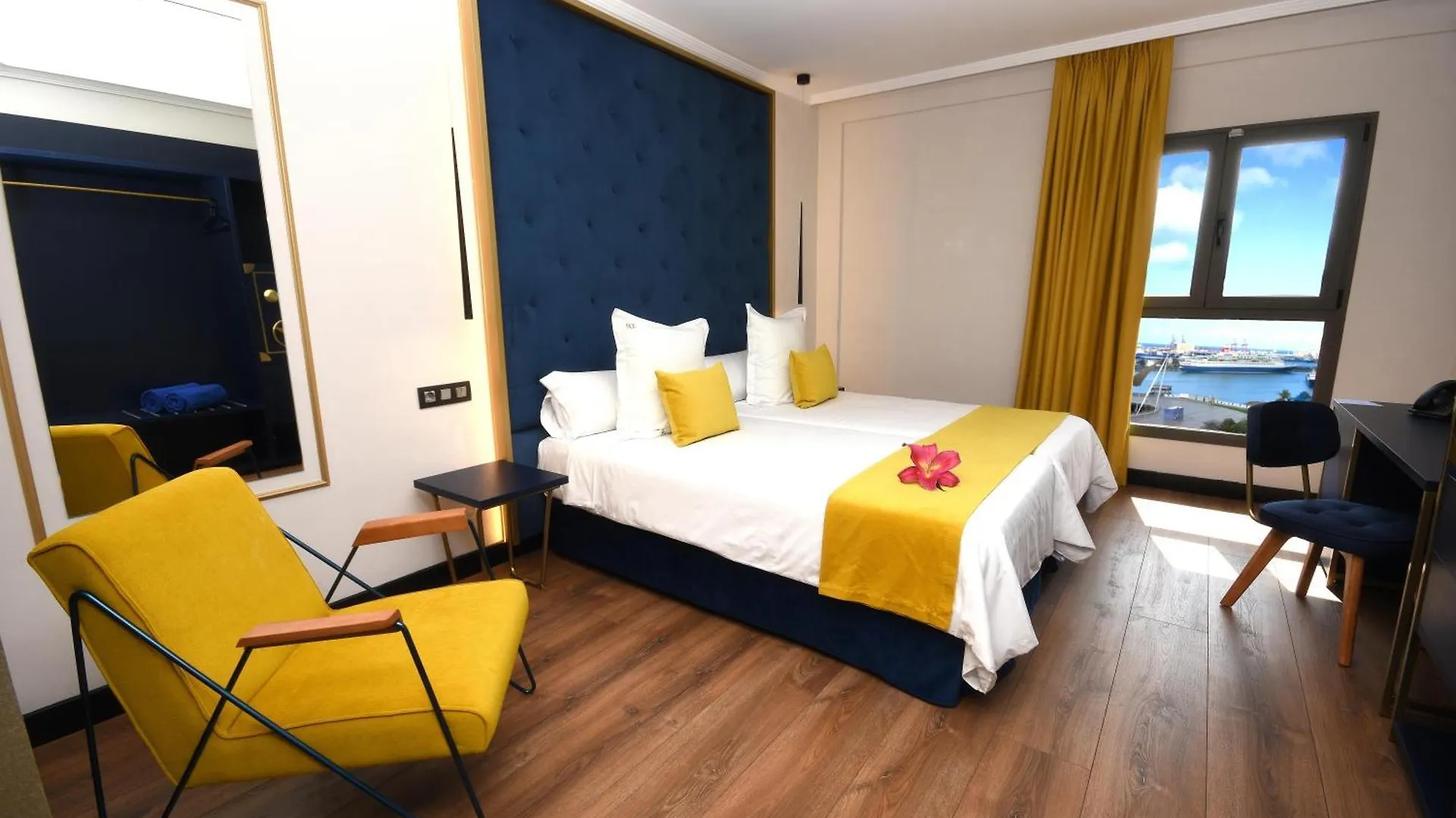 Design Plus Bex Hotel Las Palmas de Gran Canaria 4*,